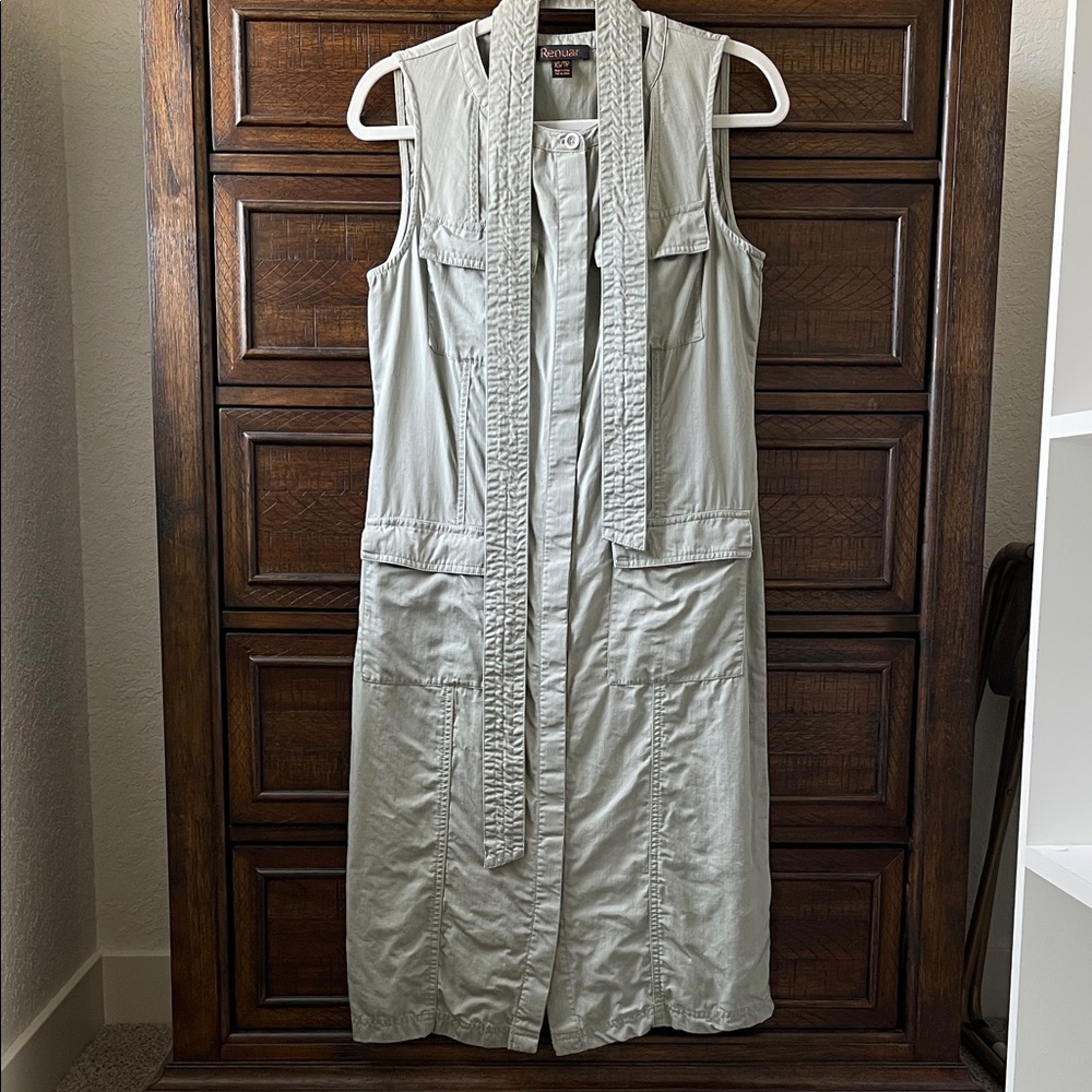 Renuar Light Gray Sleeveless Dress